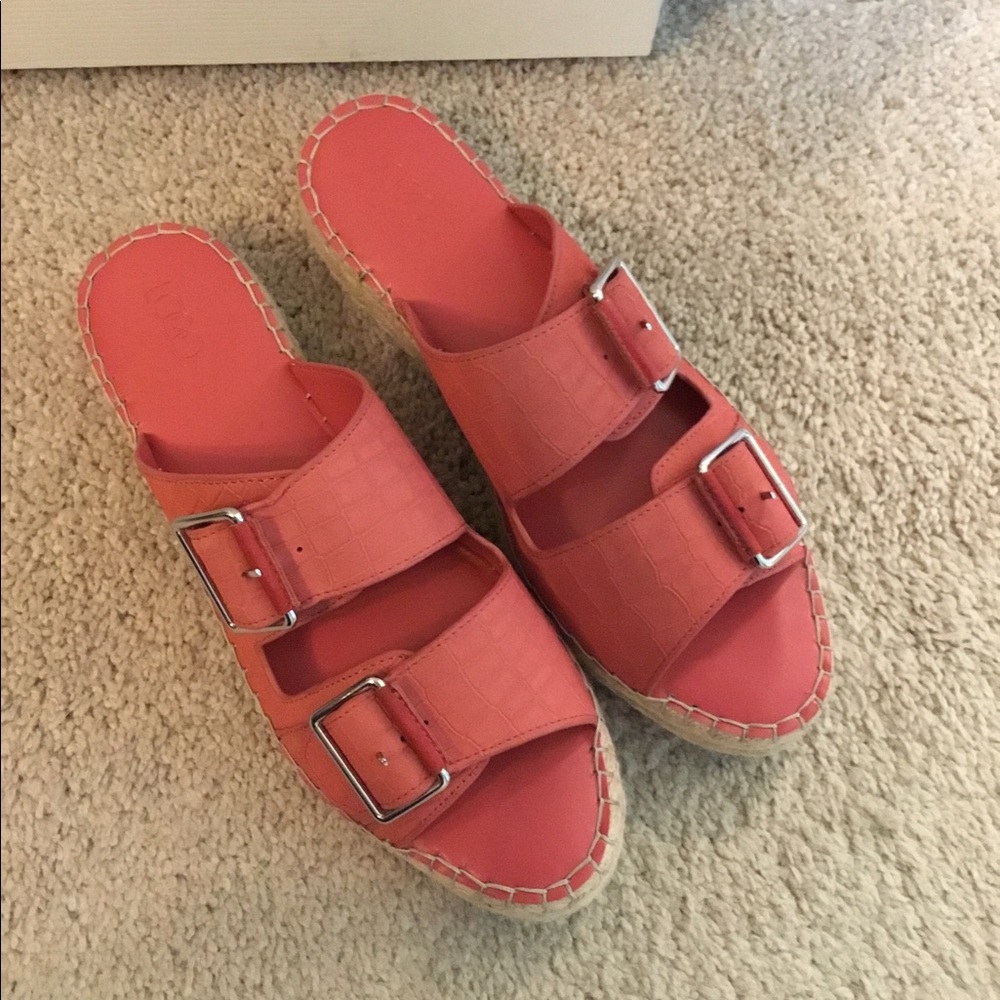 LOGO slip on sandals